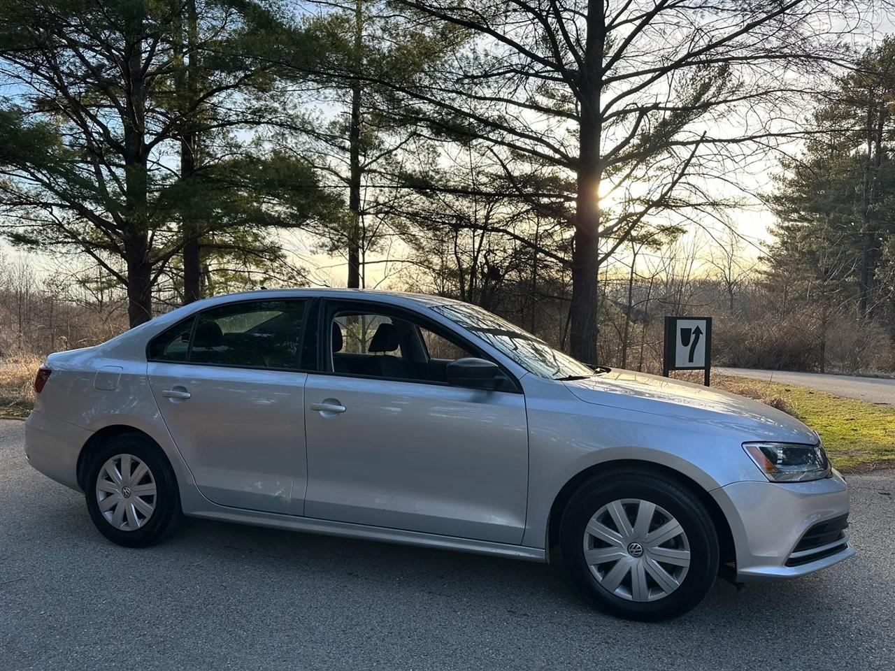 Volkswagen Jetta  2016
