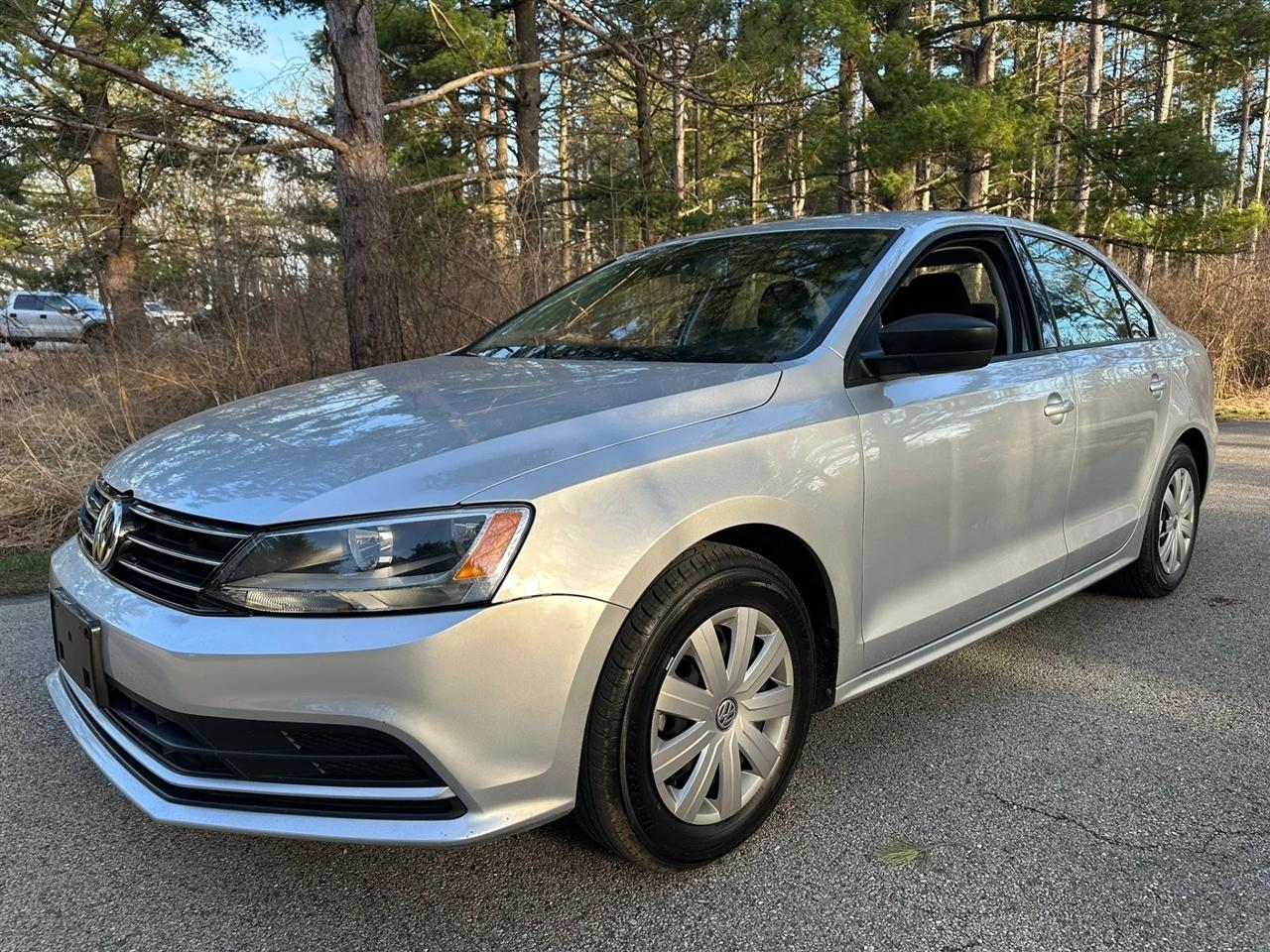 Volkswagen Jetta  2016