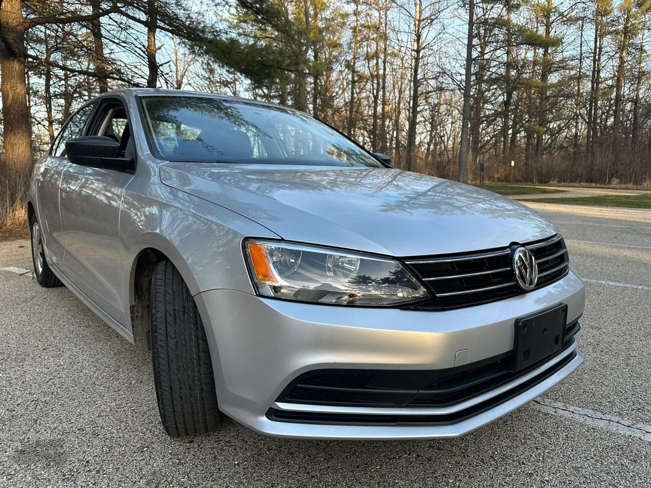 Volkswagen Jetta  2016