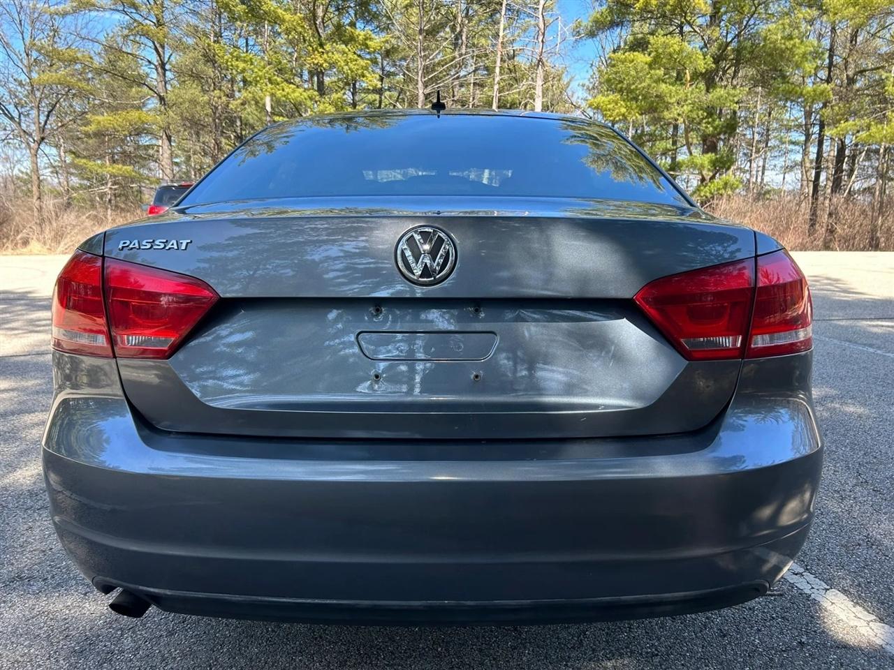 Volkswagen Passat  2012