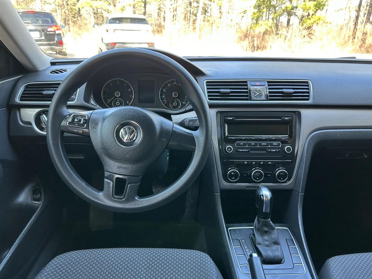 Volkswagen Passat  2012