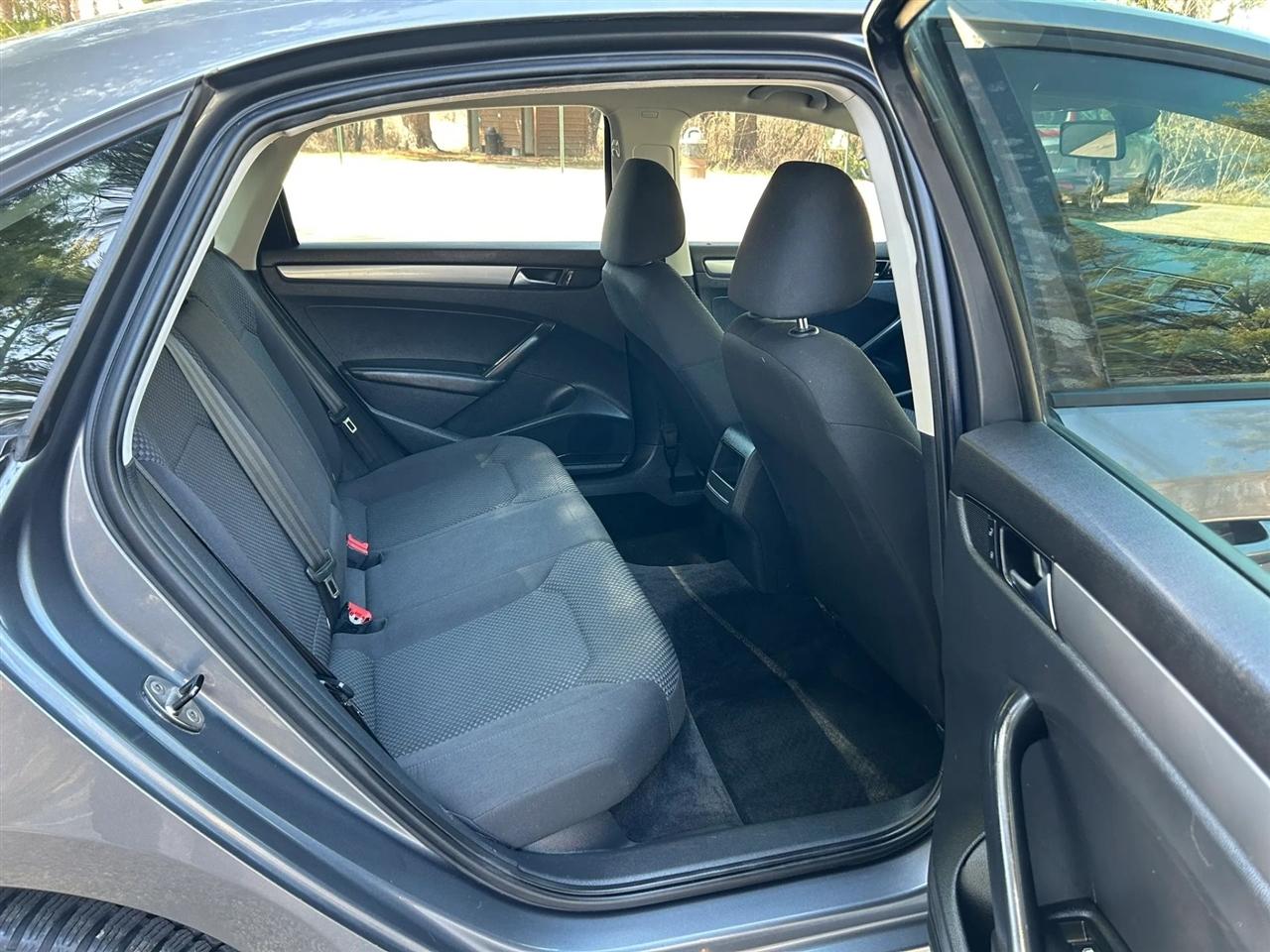 Volkswagen Passat  2012