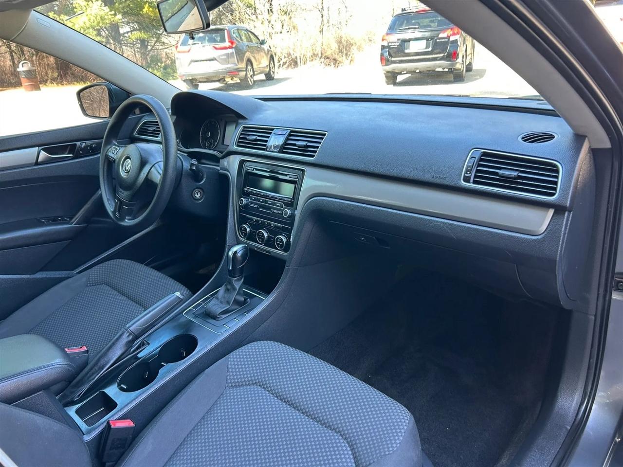 Volkswagen Passat  2012