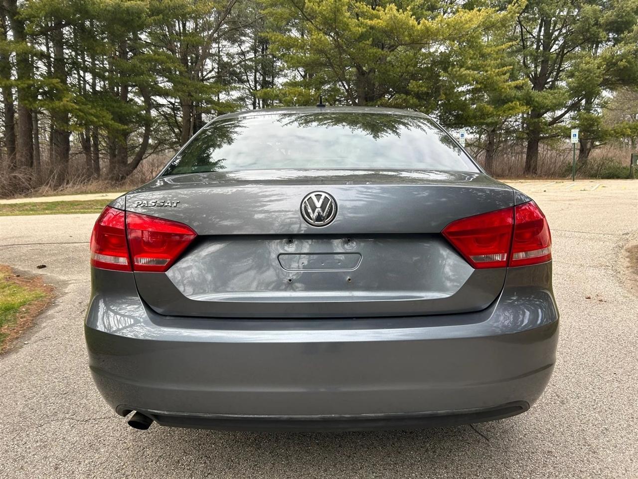 Volkswagen Passat  2012