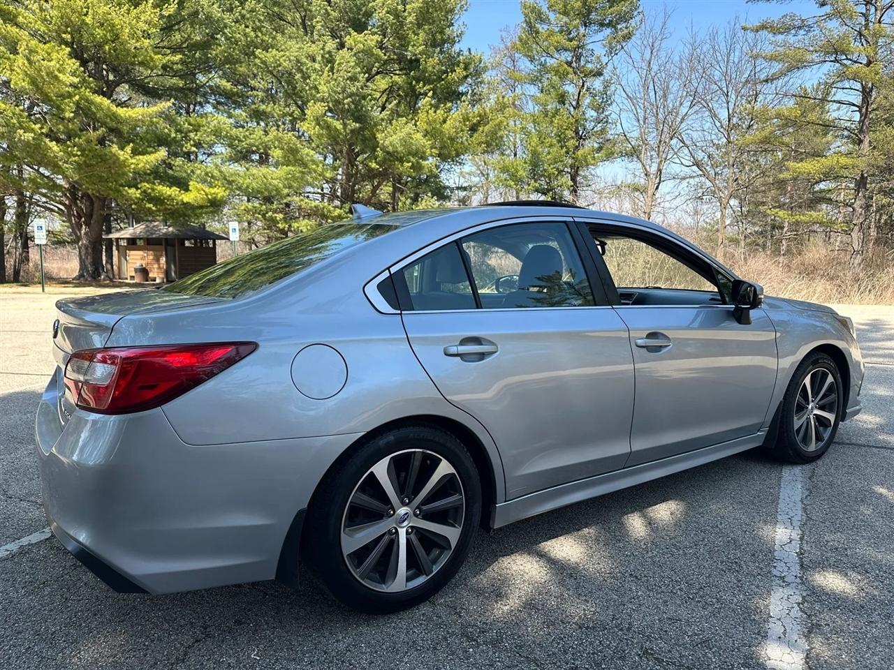 Subaru Legacy  2018