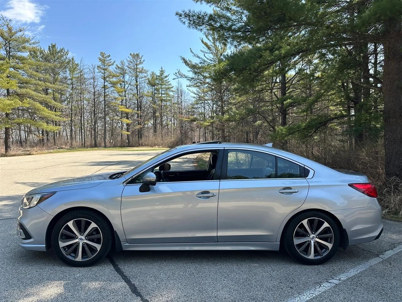 Subaru Legacy  2018