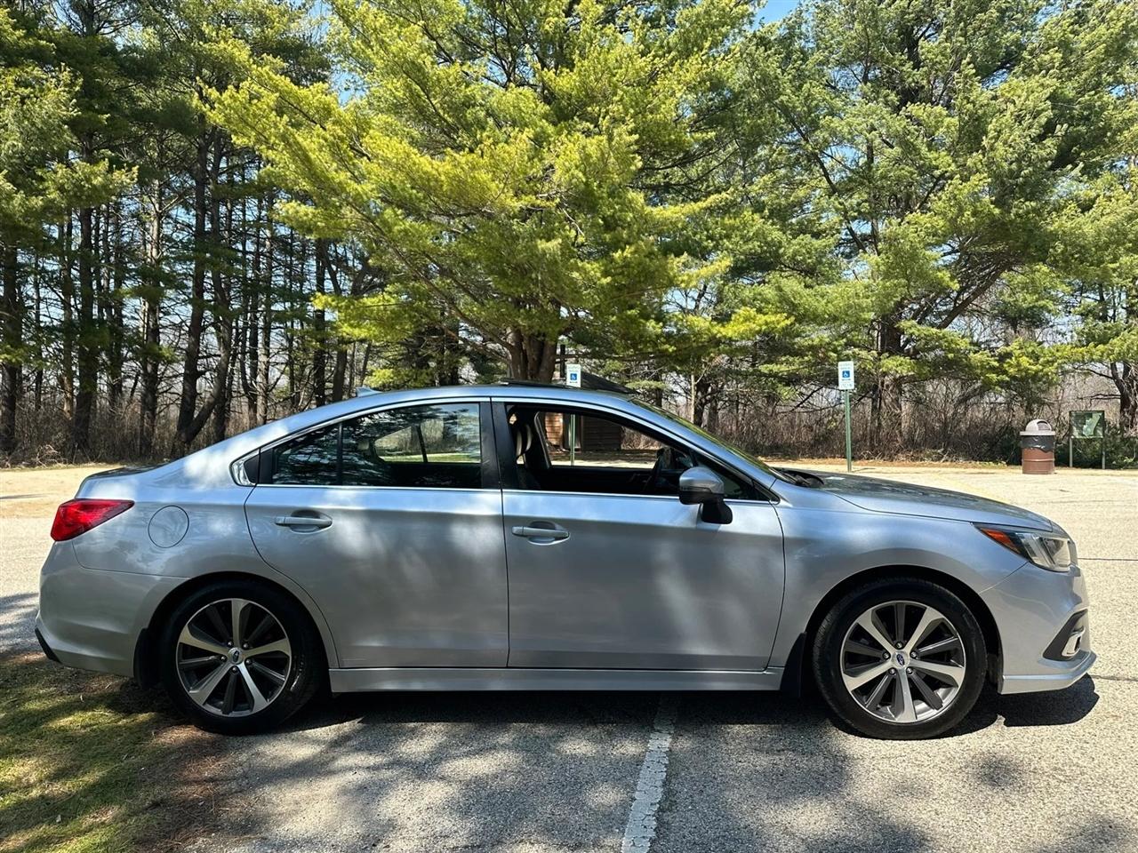 Subaru Legacy  2018