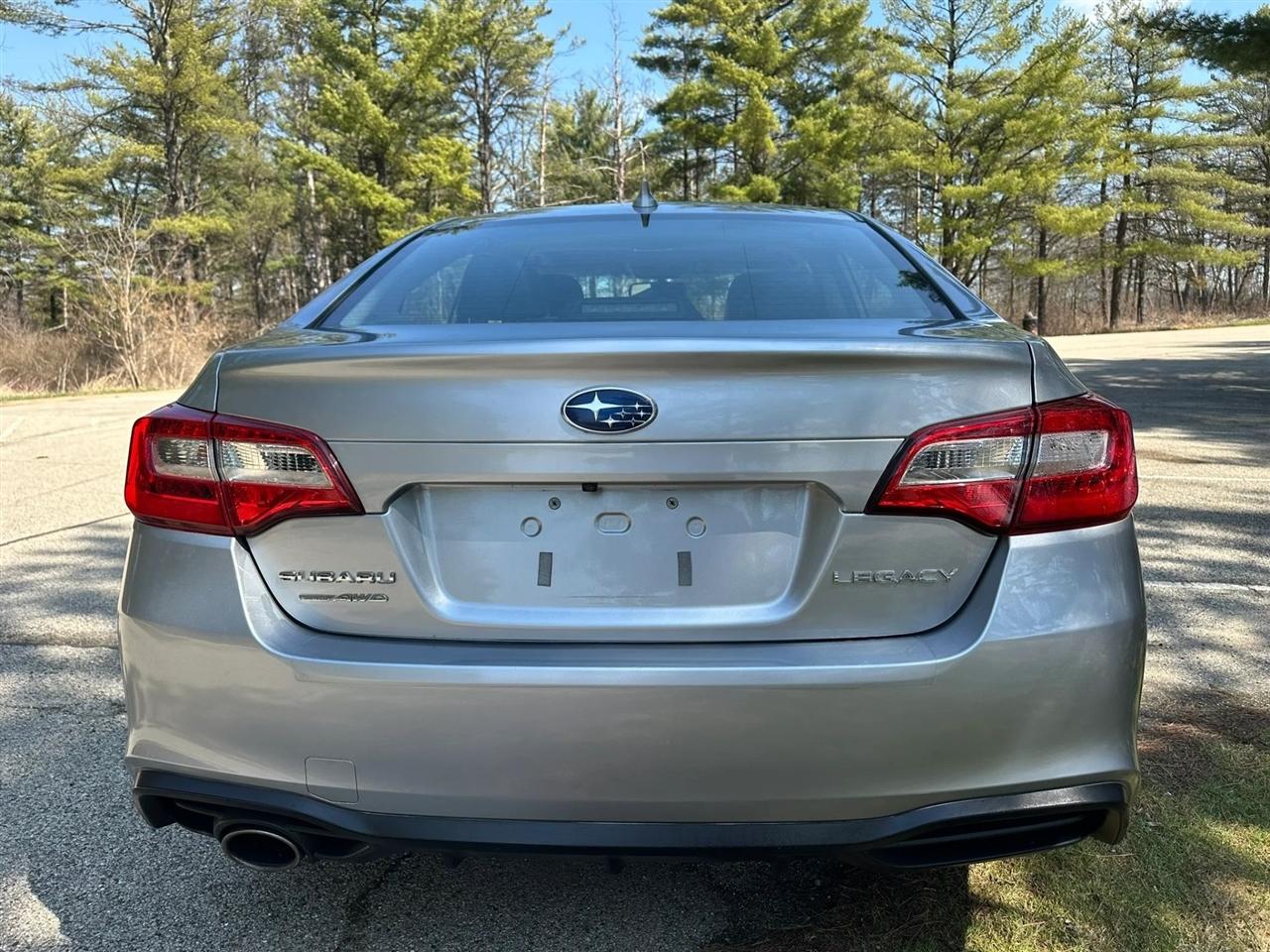 Subaru Legacy  2018