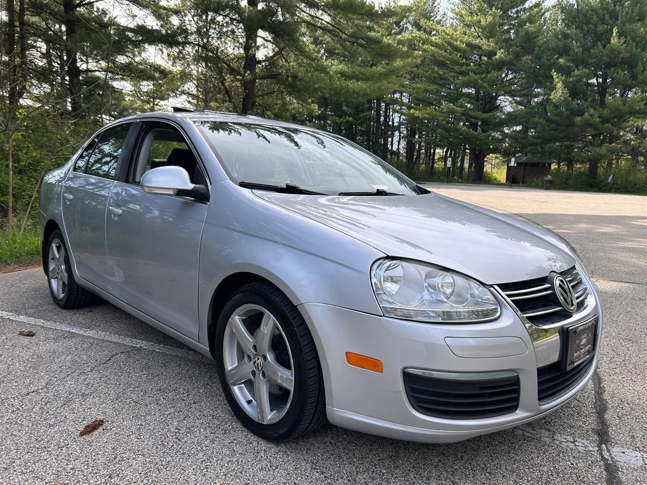 Volkswagen Jetta  2010