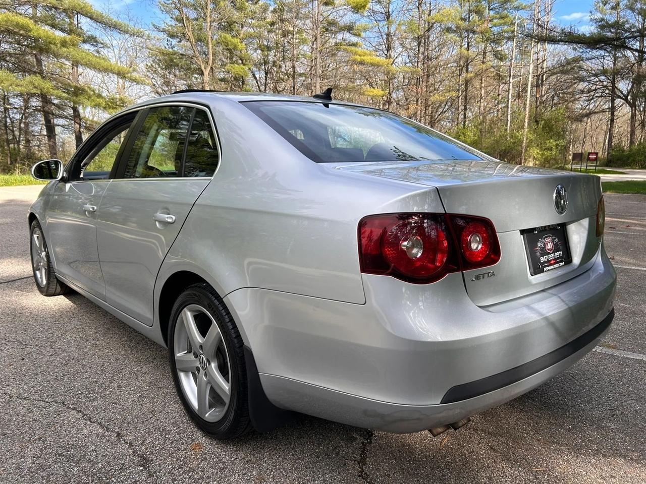 Volkswagen Jetta  2010