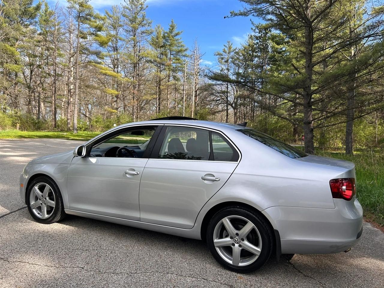 Volkswagen Jetta  2010