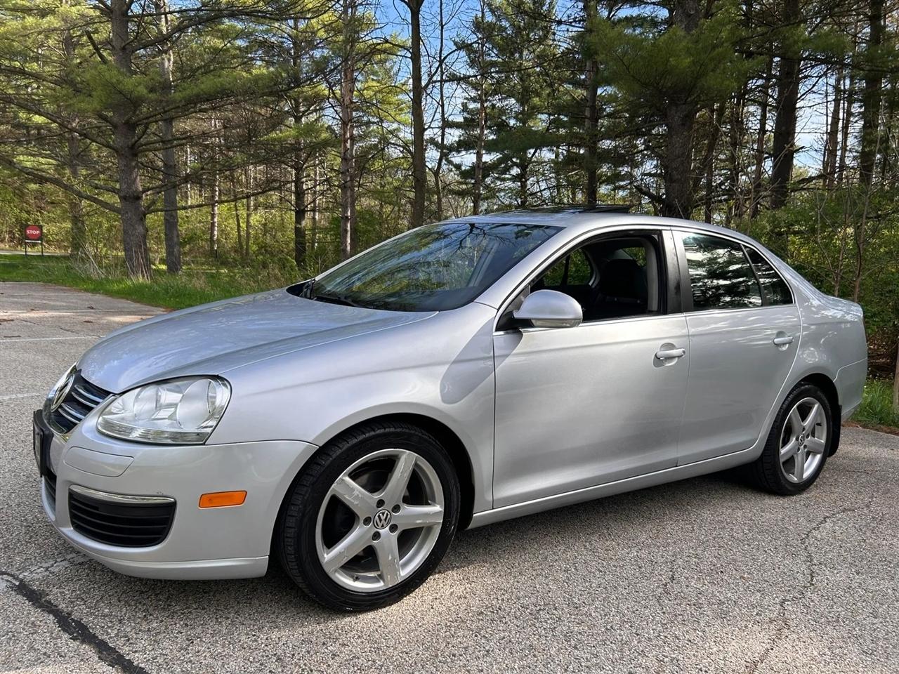 Volkswagen Jetta  2010