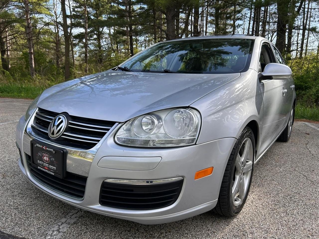 Volkswagen Jetta  2010
