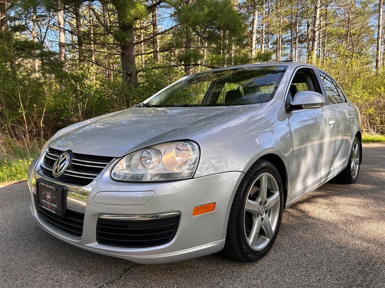 Volkswagen Jetta  2010