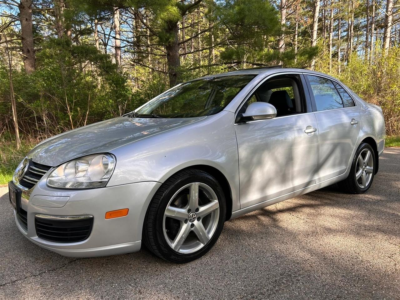 Volkswagen Jetta  2010
