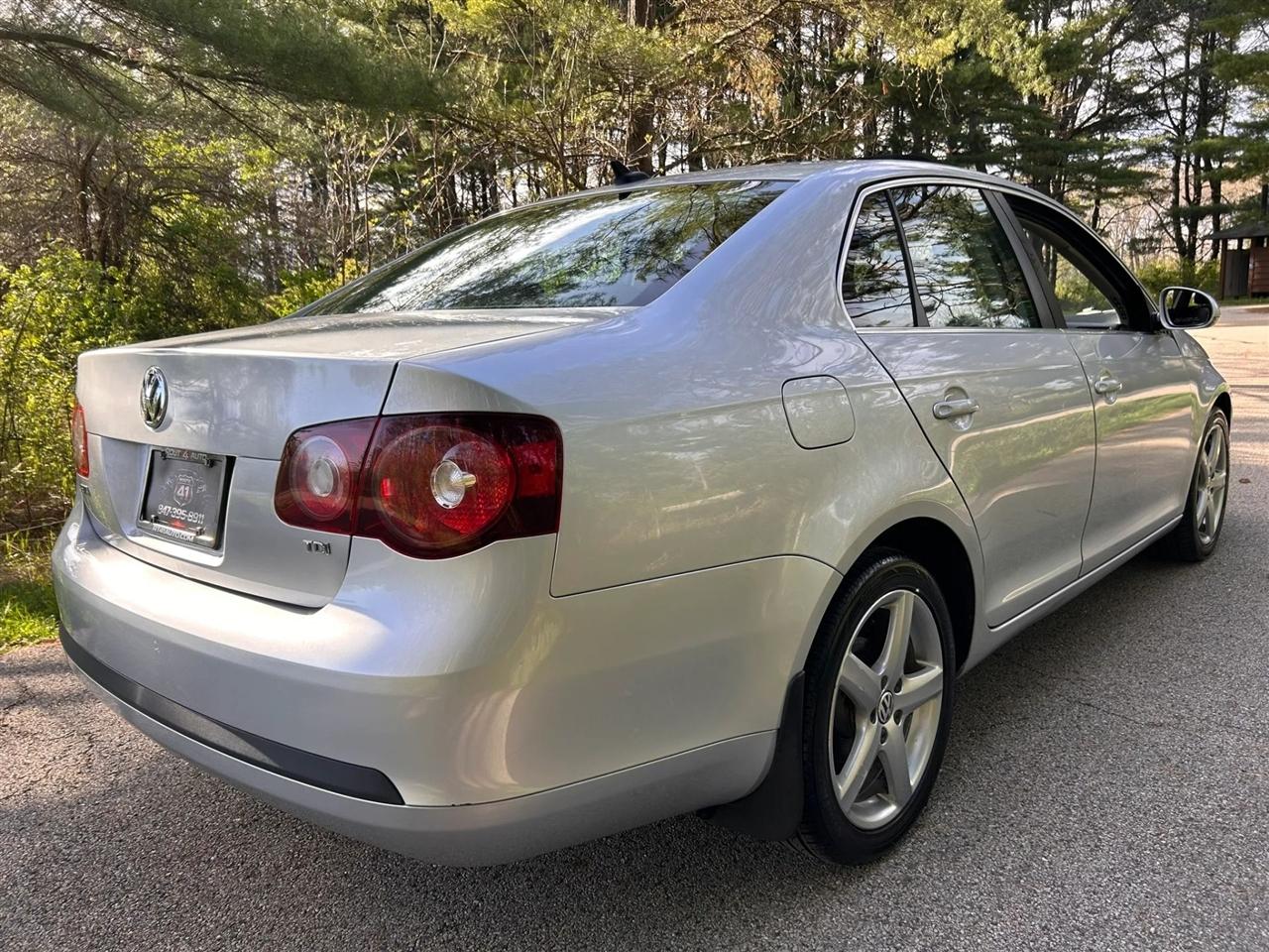 Volkswagen Jetta  2010