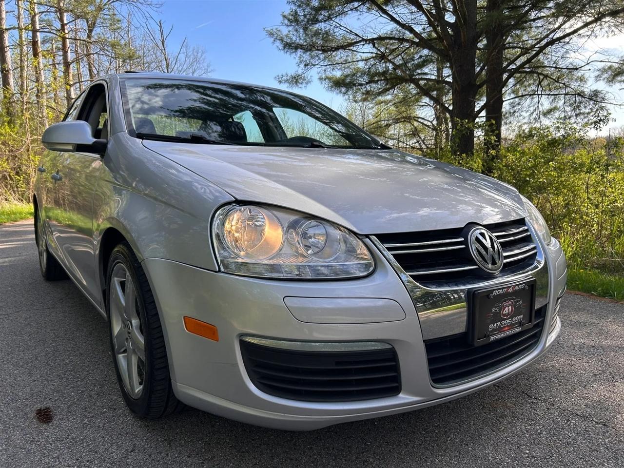 Volkswagen Jetta  2010