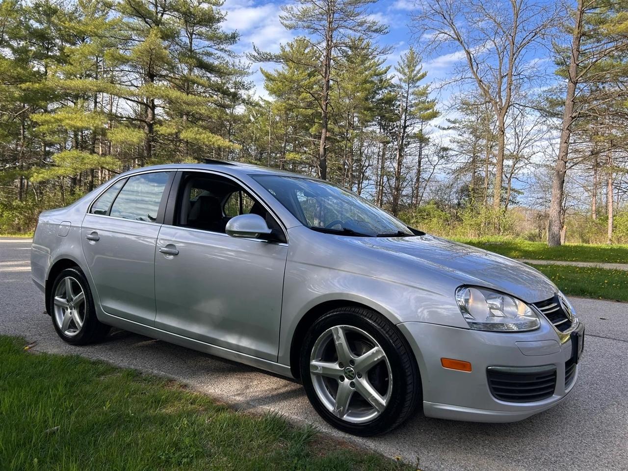 Volkswagen Jetta  2010