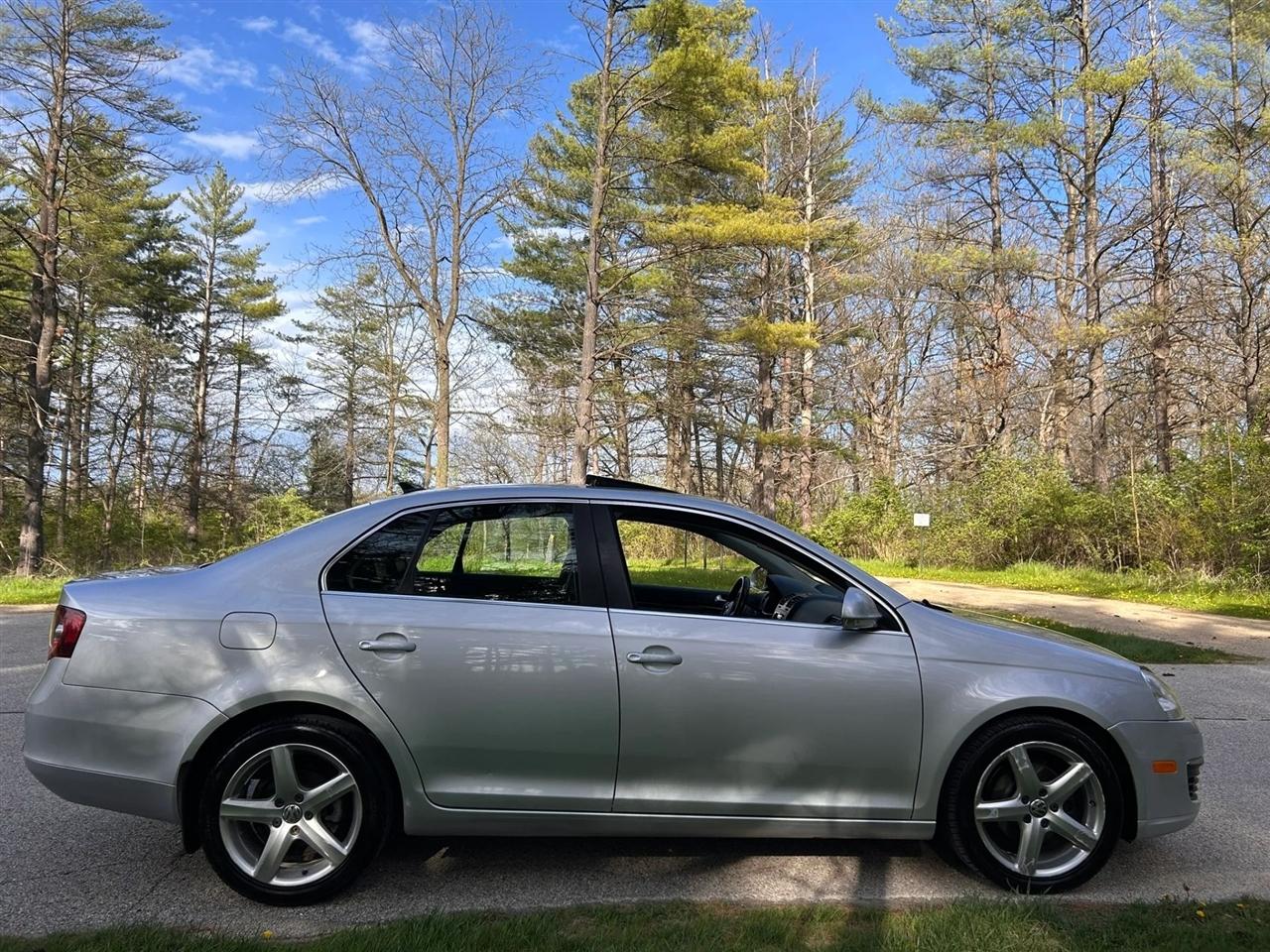 Volkswagen Jetta  2010