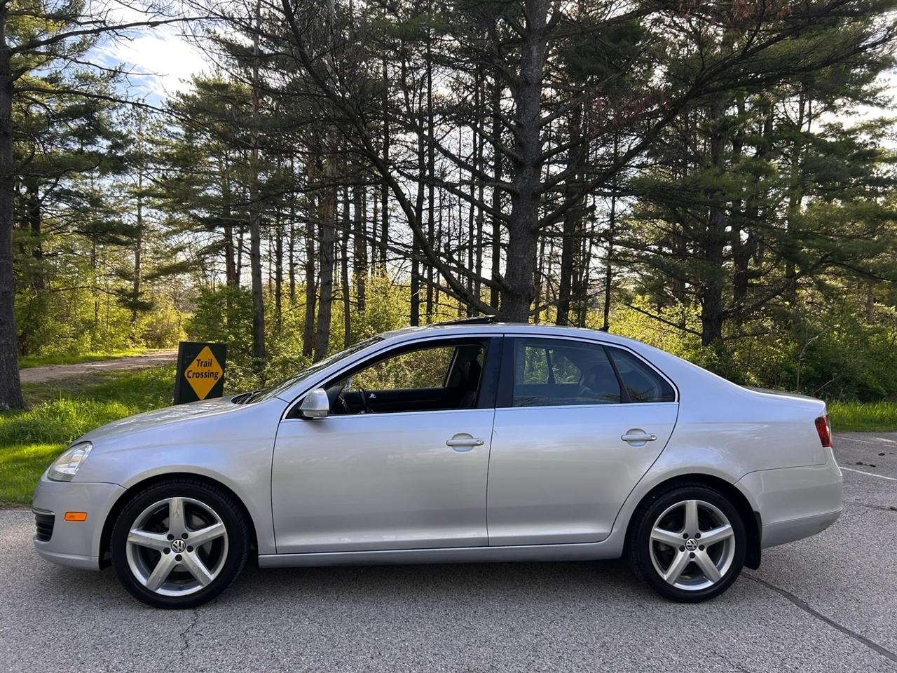 Volkswagen Jetta  2010