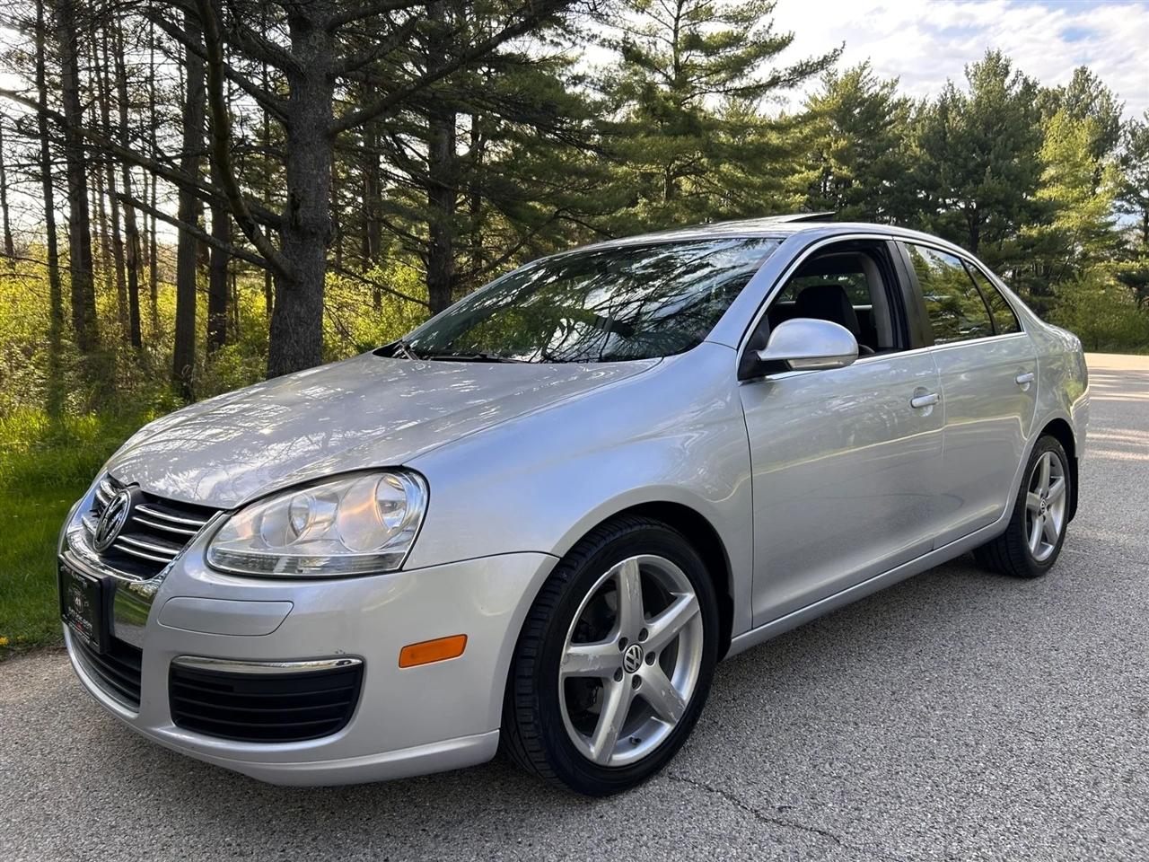 Volkswagen Jetta  2010