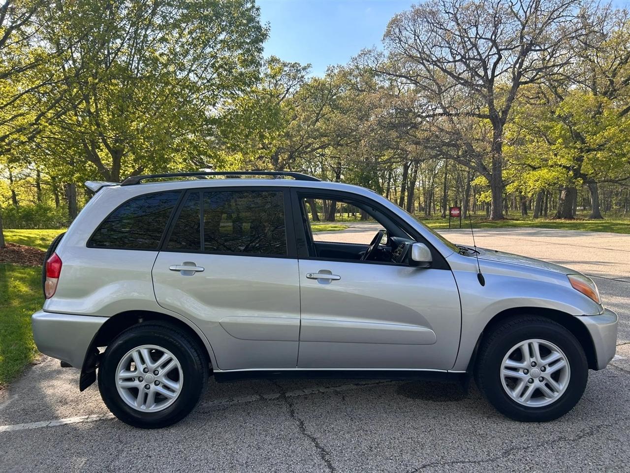 Toyota RAV4  2002