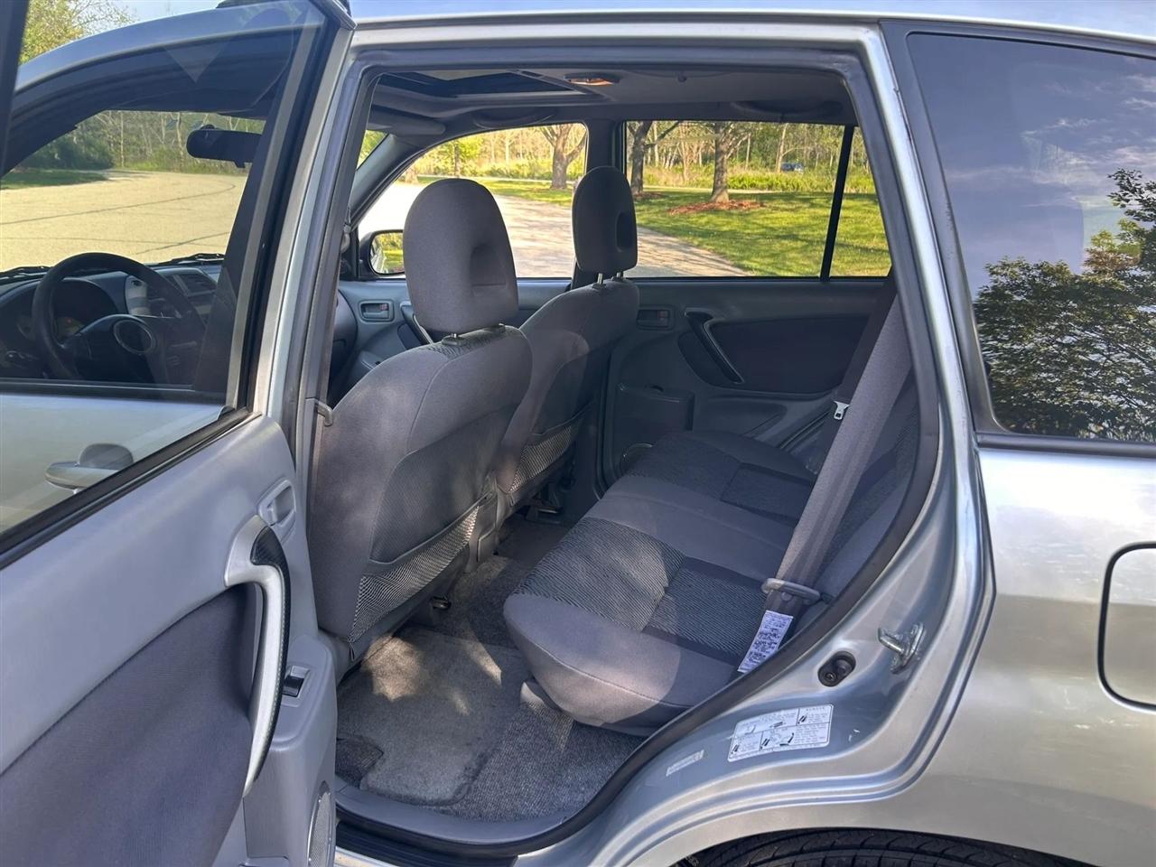 Toyota RAV4  2002