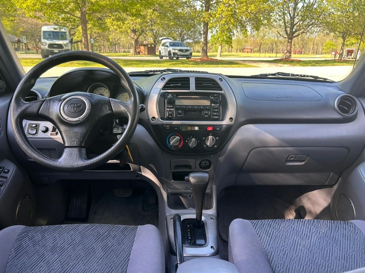 Toyota RAV4  2002
