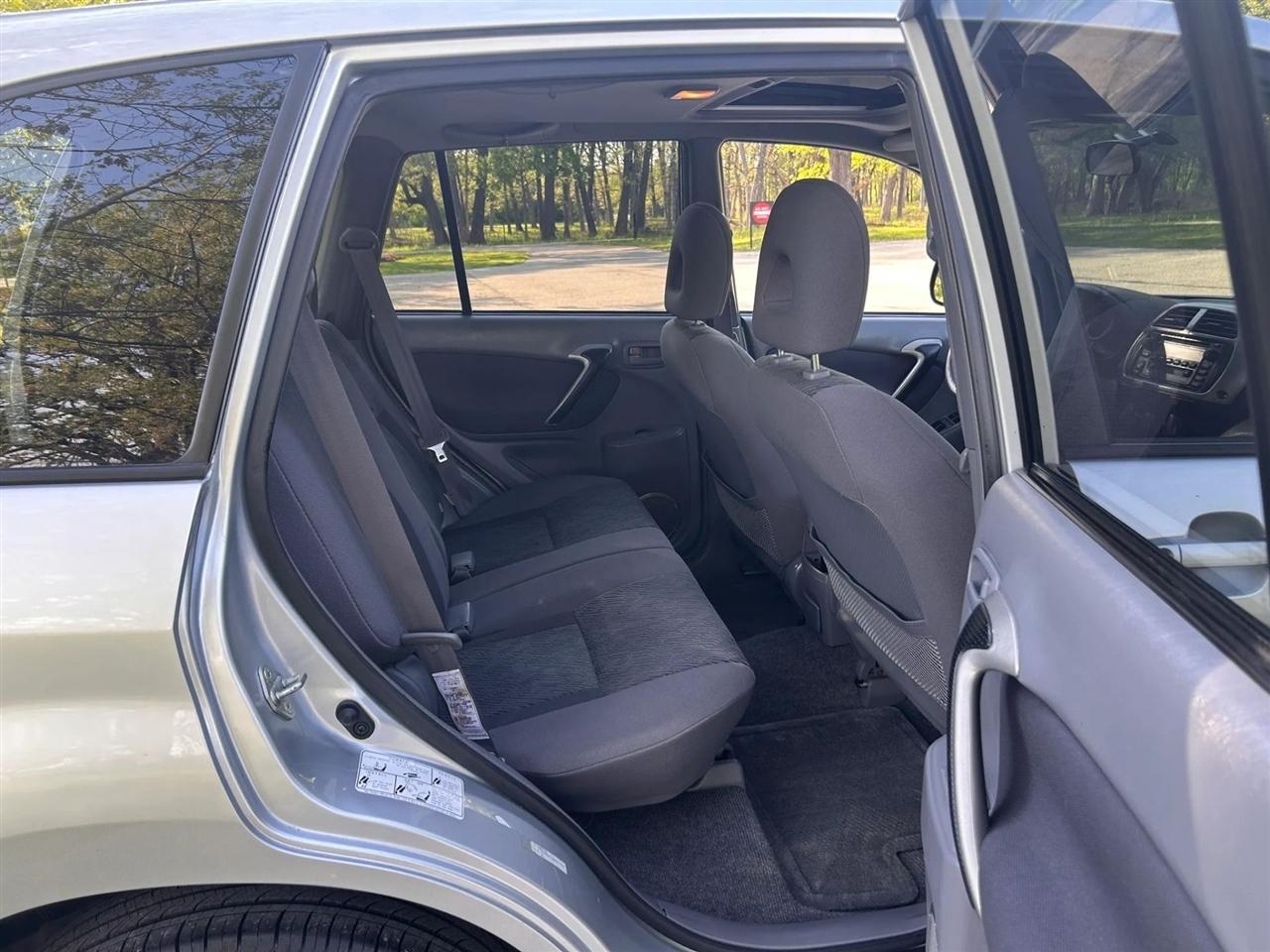 Toyota RAV4  2002