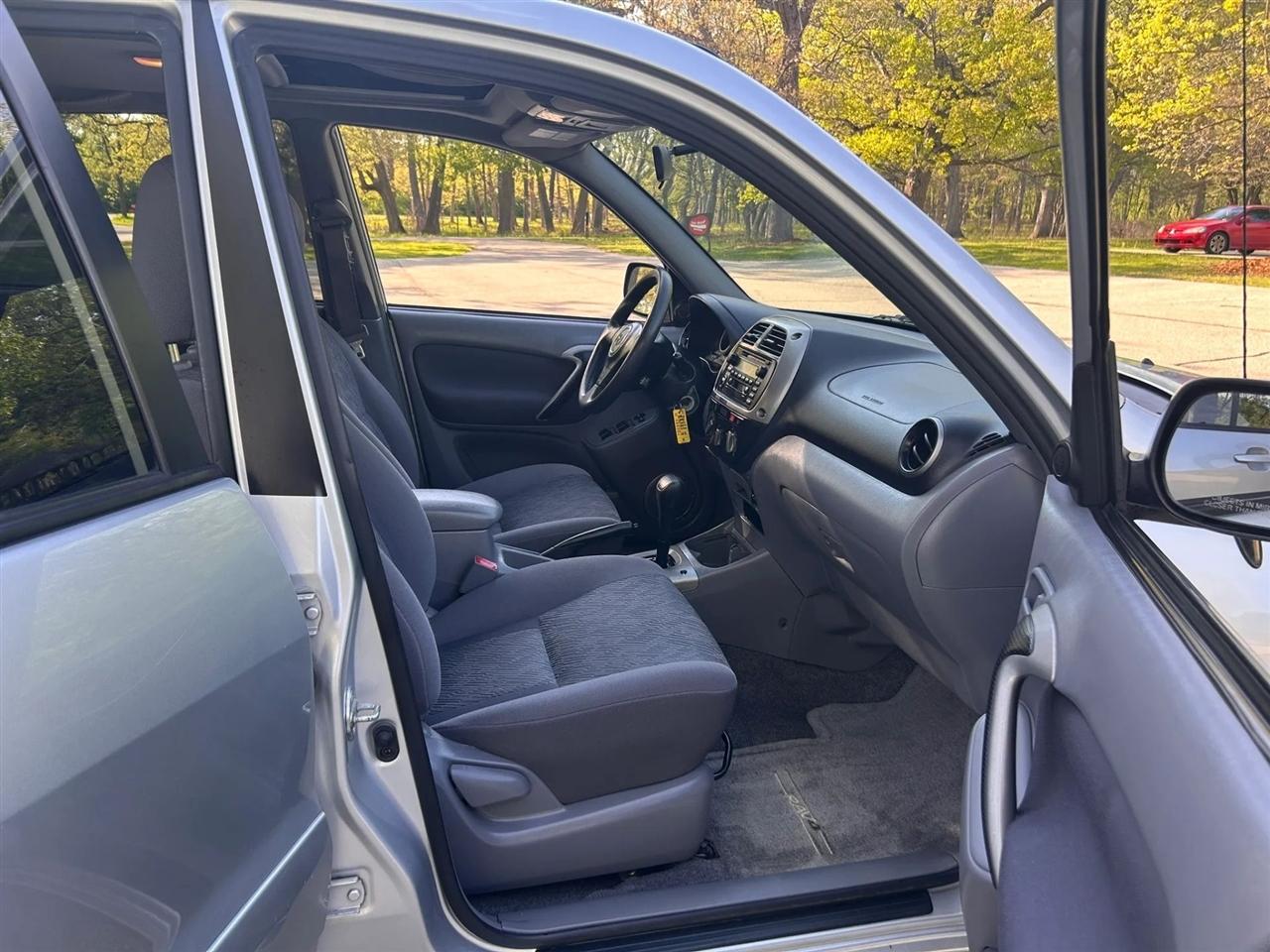 Toyota RAV4  2002