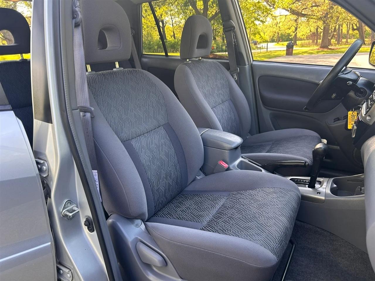 Toyota RAV4  2002