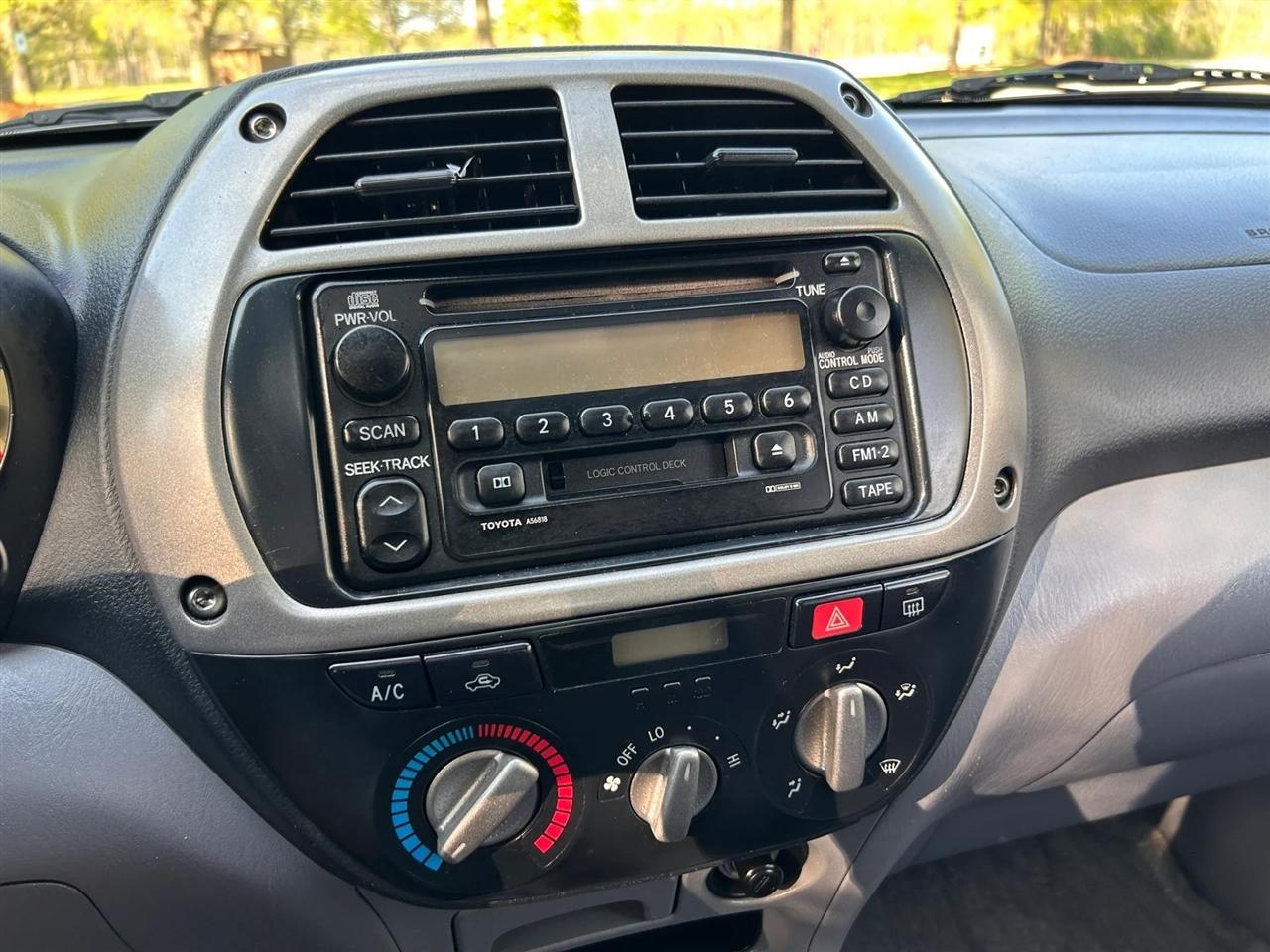 Toyota RAV4  2002