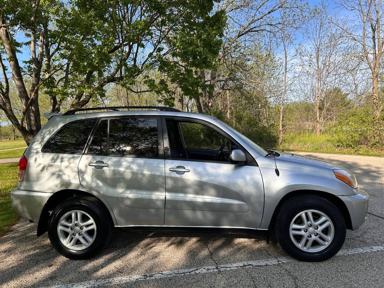 Toyota RAV4  2002