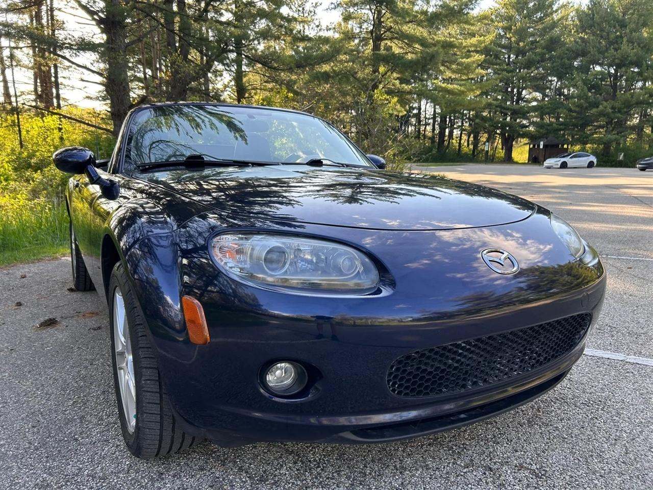 2007 Mazda MX-5 Miata Sport Convertible 2D