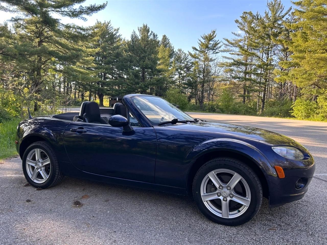 Mazda MX-5 Miata  2007