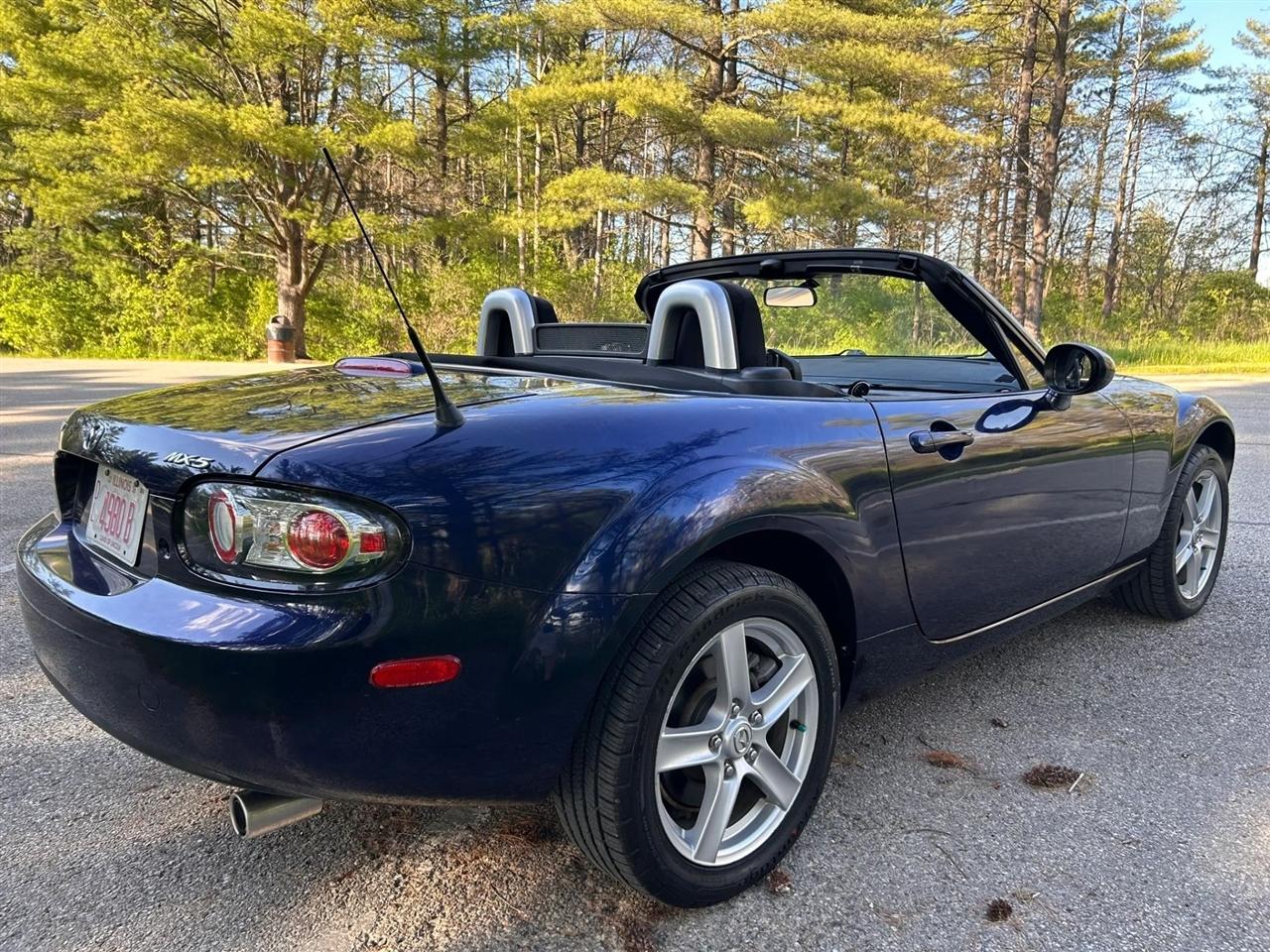 Mazda MX-5 Miata  2007