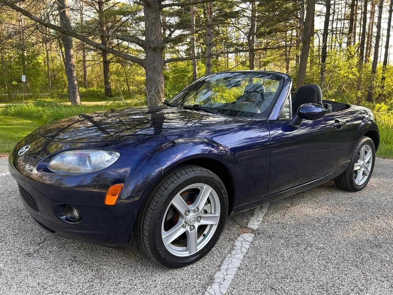 Mazda MX-5 Miata  2007