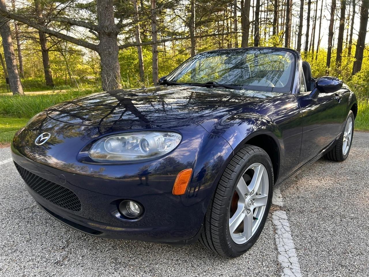 Mazda MX-5 Miata  2007