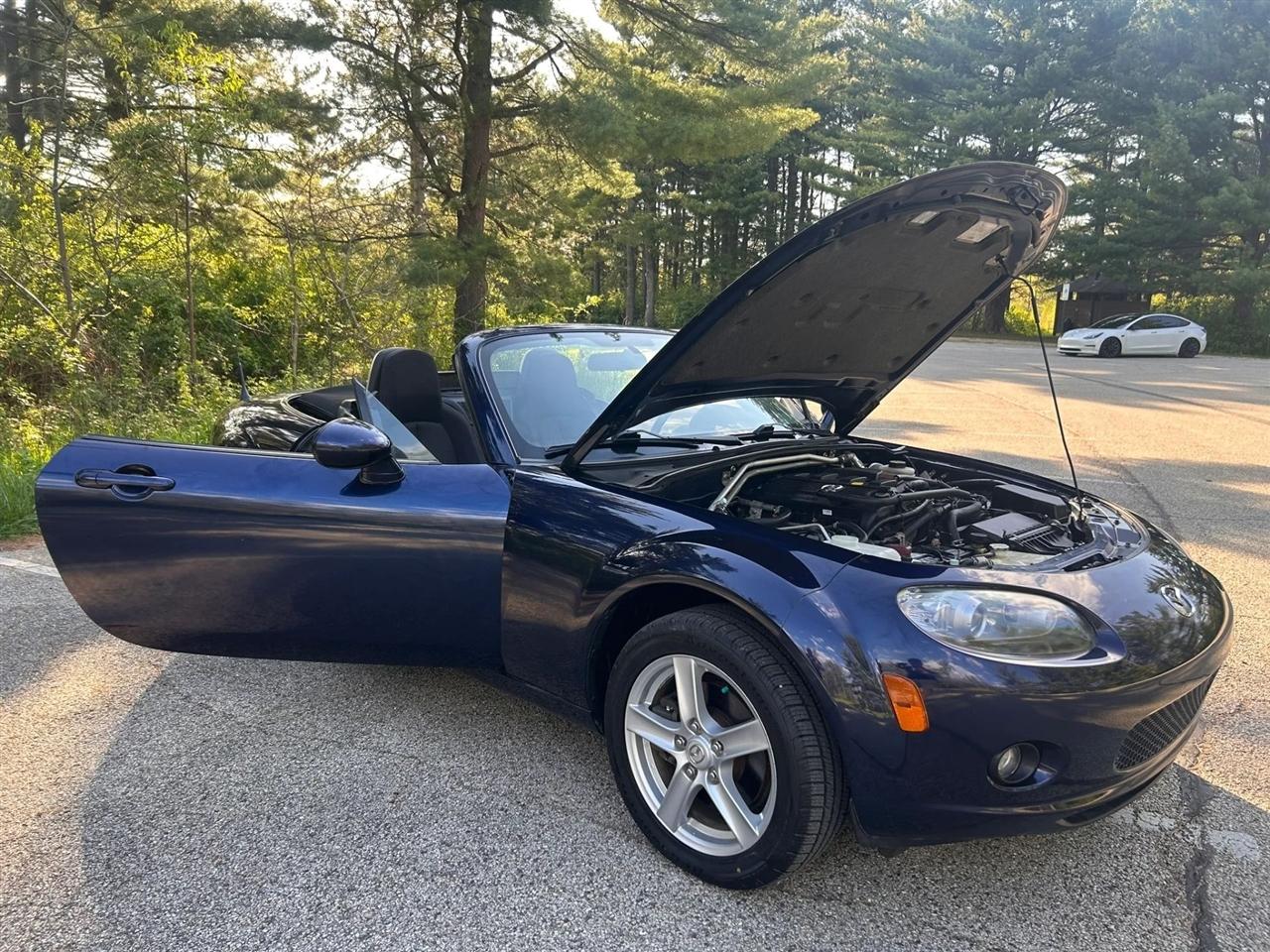 Mazda MX-5 Miata  2007