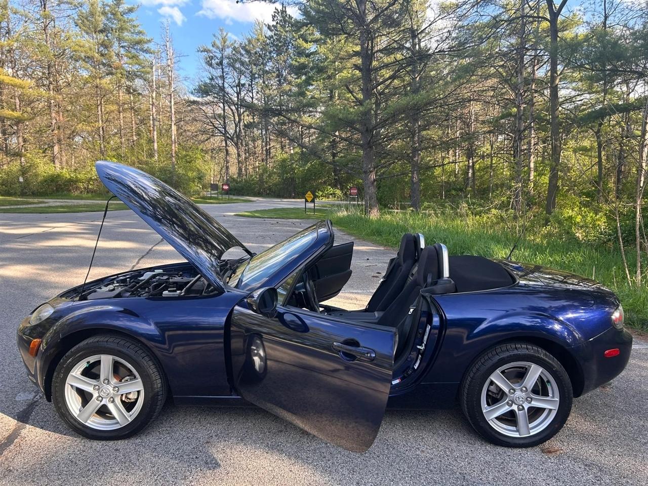 Mazda MX-5 Miata  2007