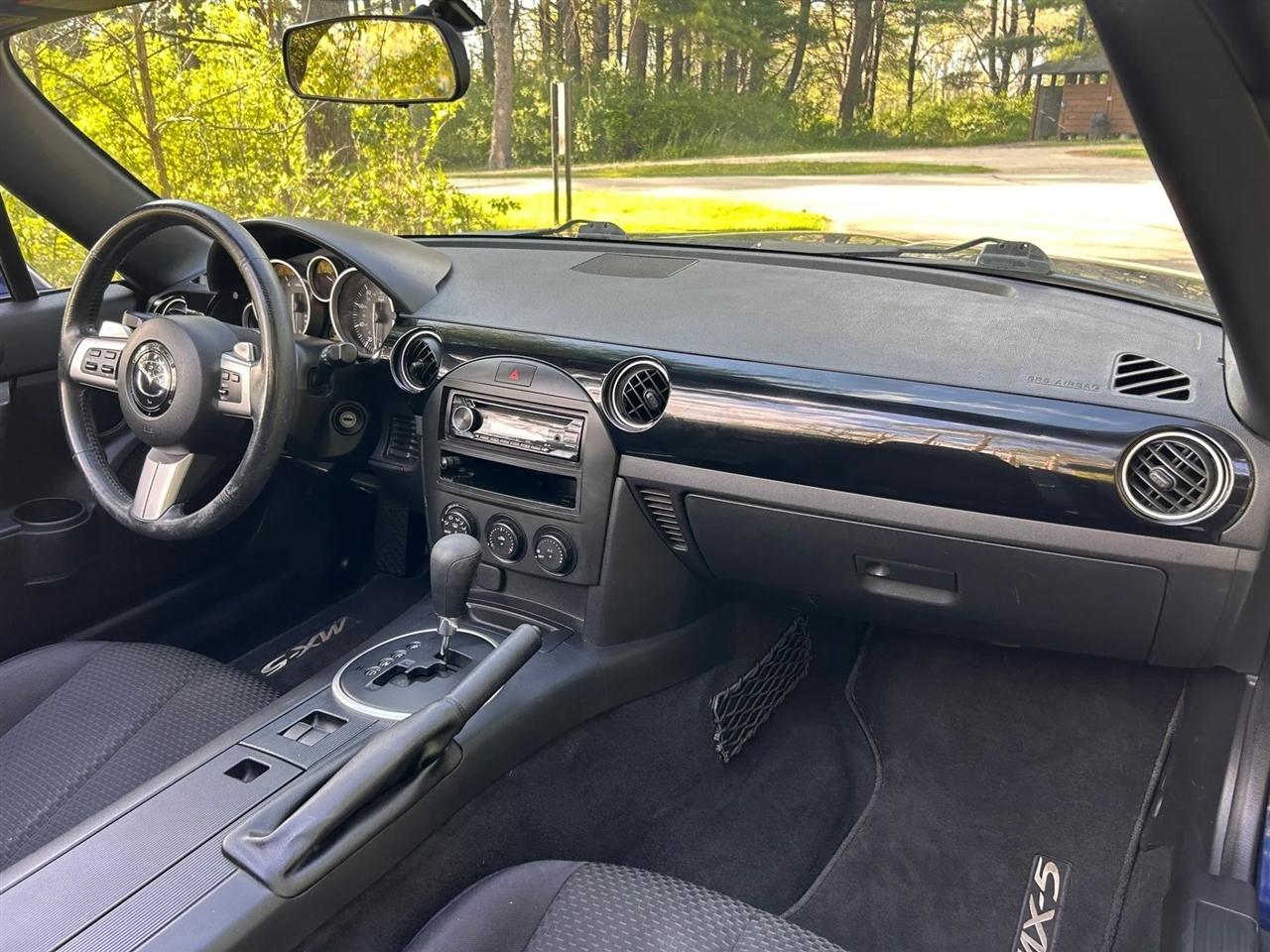 Mazda MX-5 Miata  2007