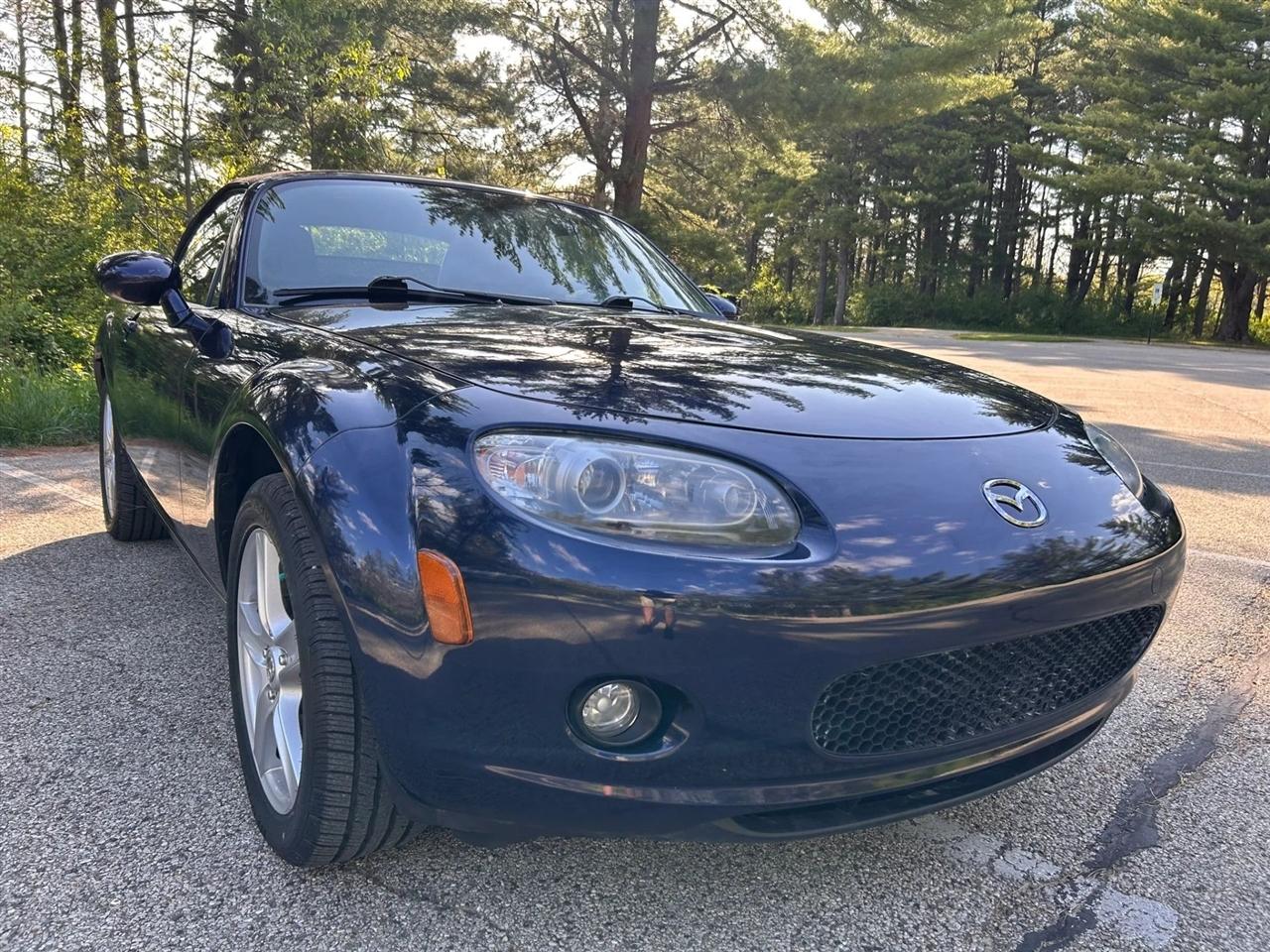 Mazda MX-5 Miata  2007