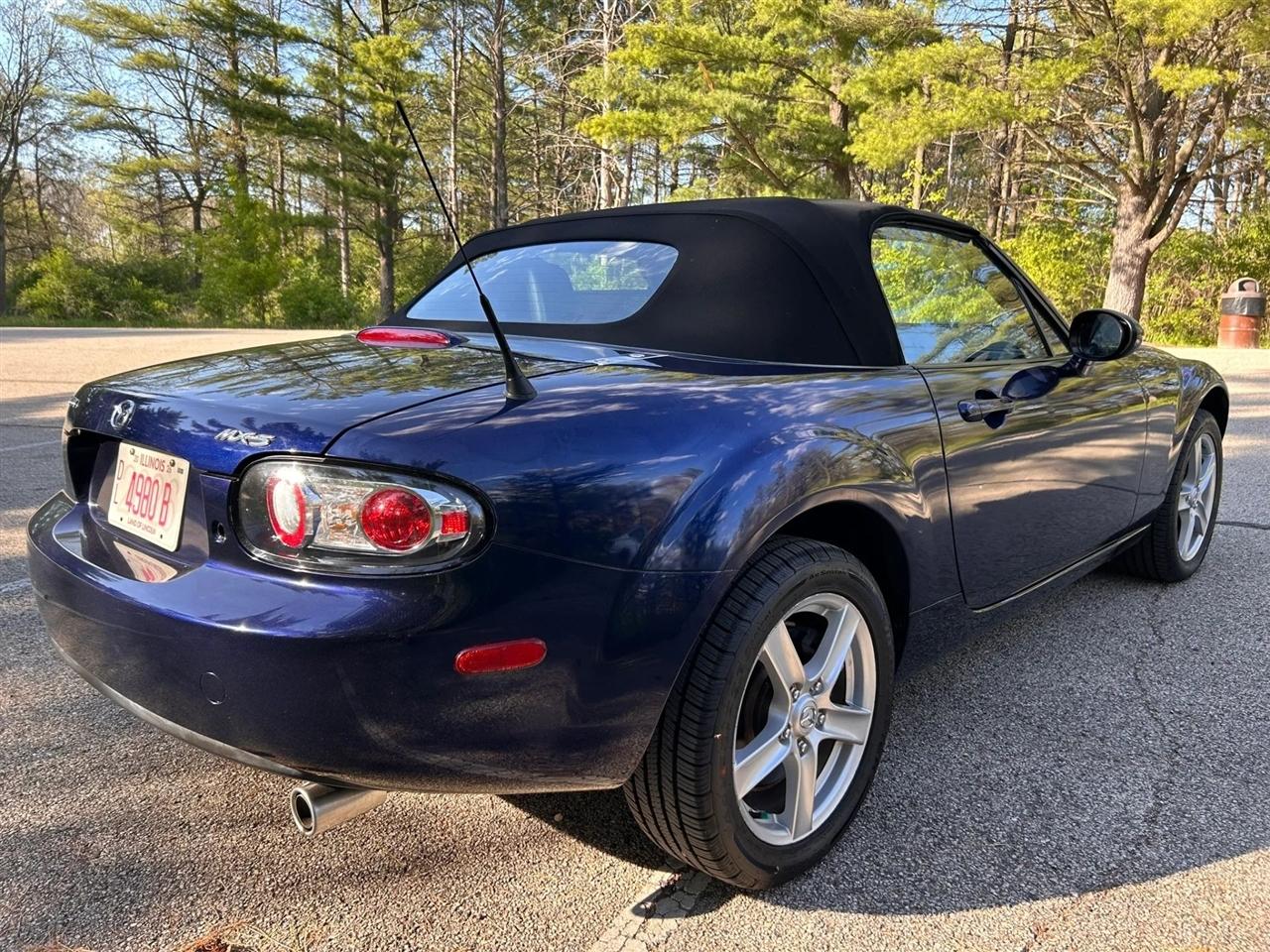 Mazda MX-5 Miata  2007