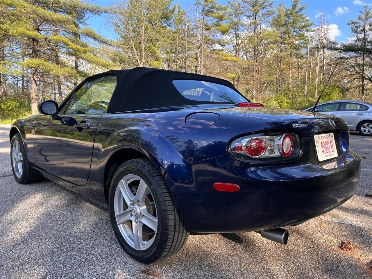 Mazda MX-5 Miata  2007