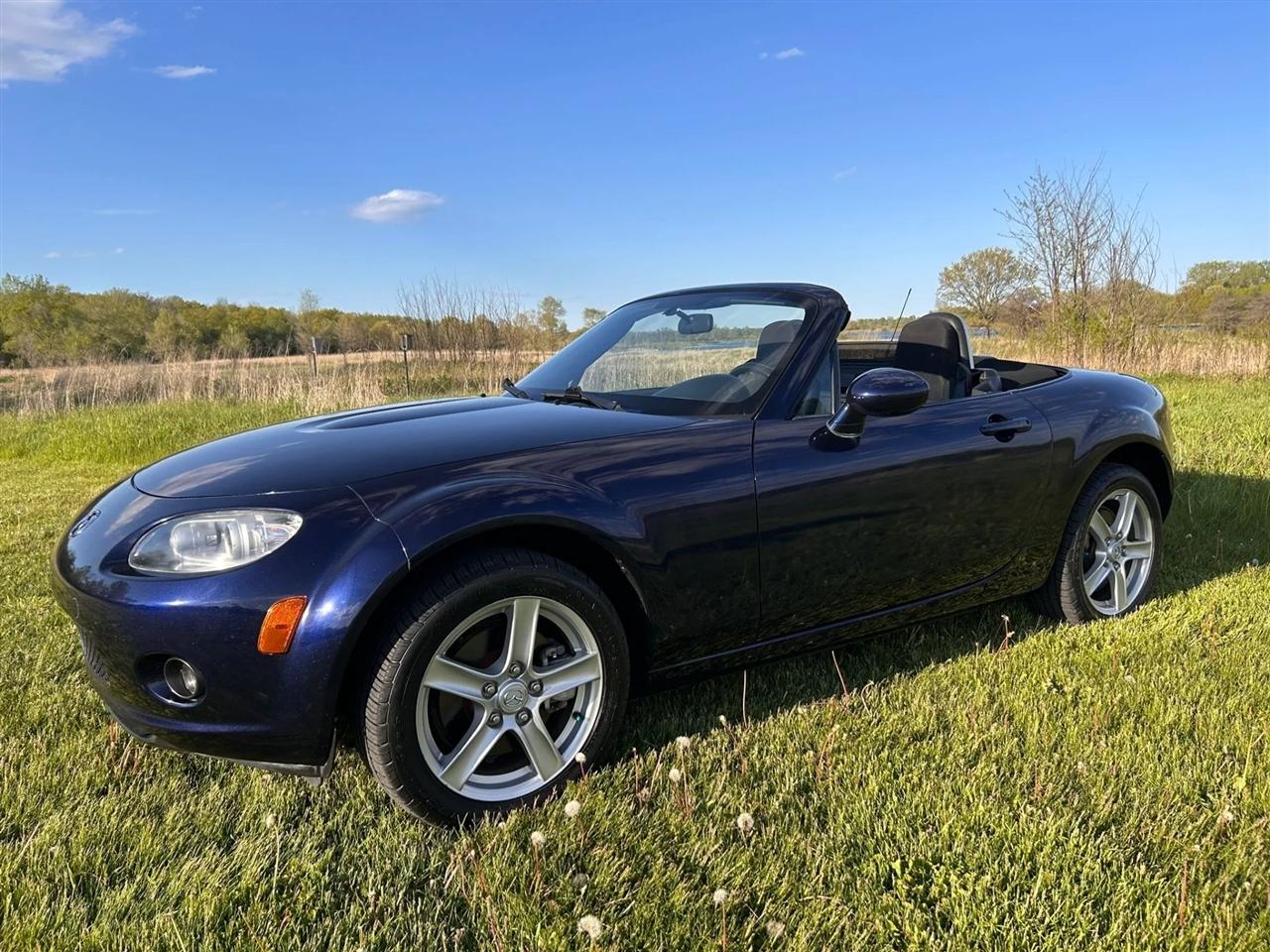 Mazda MX-5 Miata  2007