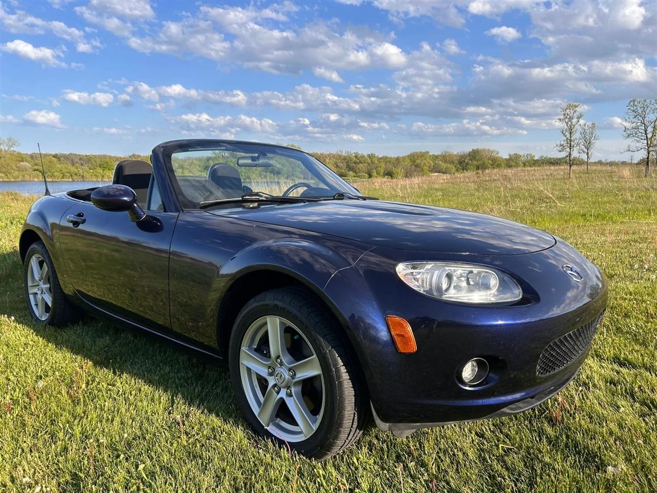 Mazda MX-5 Miata  2007