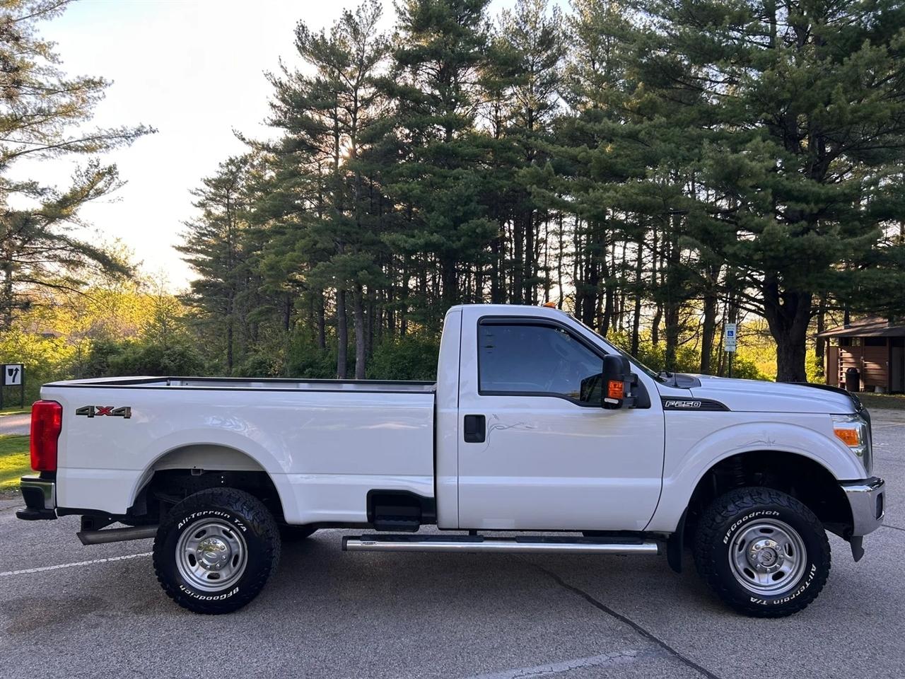 Ford F-250 SD  2012