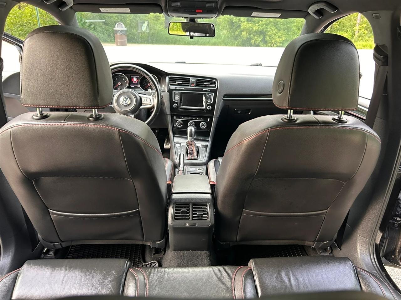 Volkswagen GTI  2015