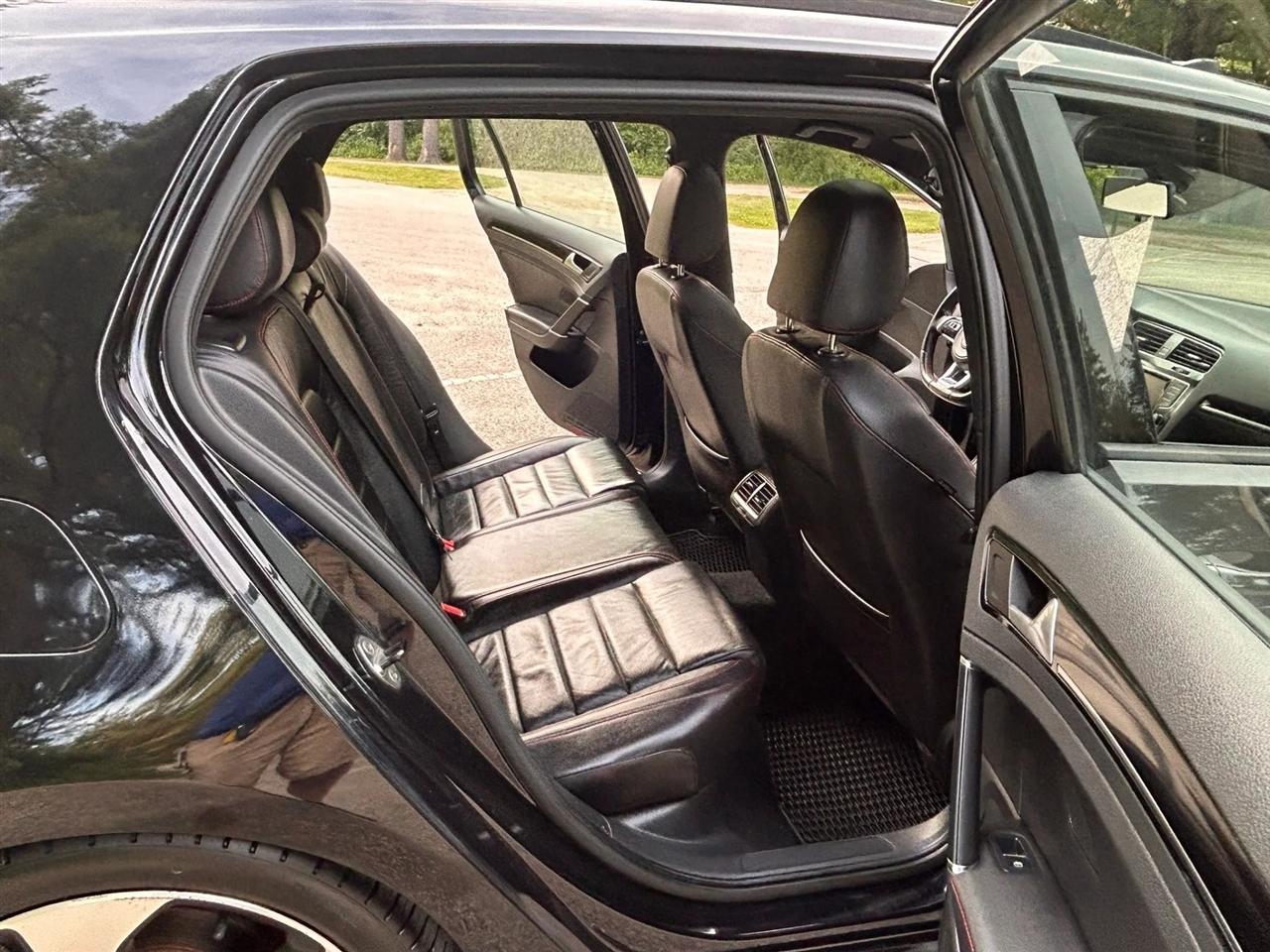 Volkswagen GTI  2015
