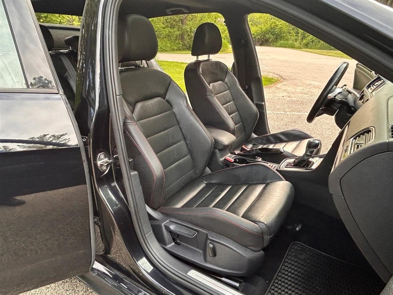 Volkswagen GTI  2015